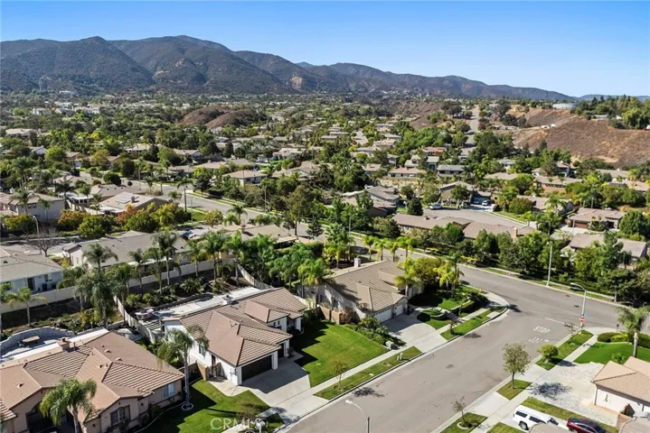 1826 Morfontaine Way, Corona, California 92883