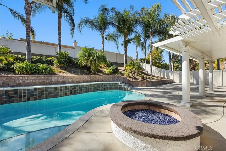 1826 Morfontaine Way, Corona, California 92883