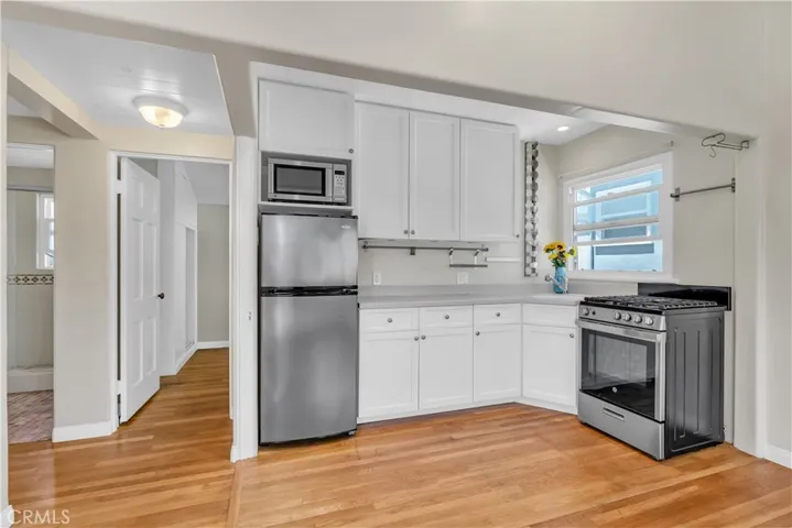 Apartment Kitchen