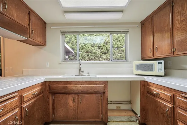 1319 W 13th Street, Upland, California 91786