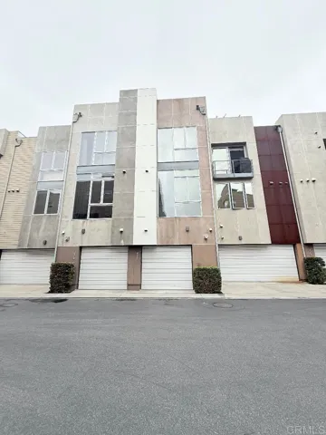 177 E City Place Drive, Santa Ana, California 92705