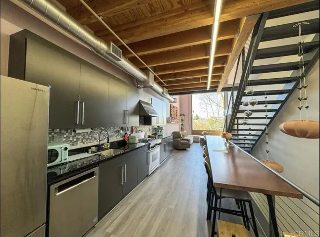 177 E City Place Drive, Santa Ana, California 92705