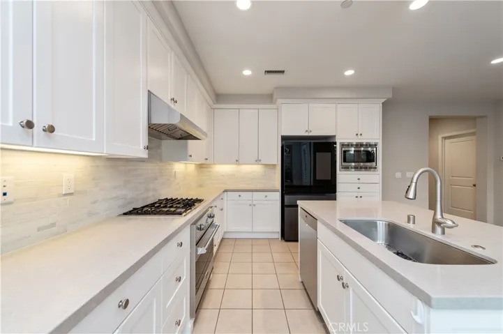 143 Augustine, Irvine, California 92618