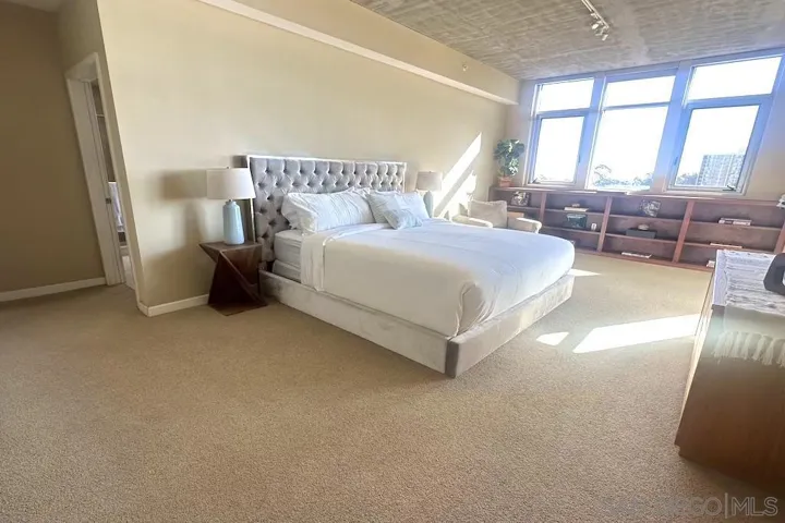 3740 Park Blvd 613, San Diego, California 92103