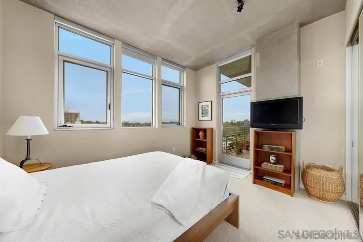3740 Park Blvd 613, San Diego, California 92103