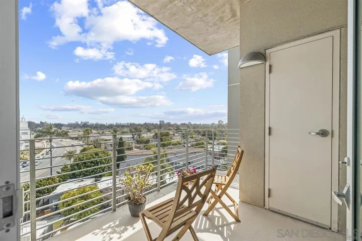 3740 Park Blvd 613, San Diego, California 92103