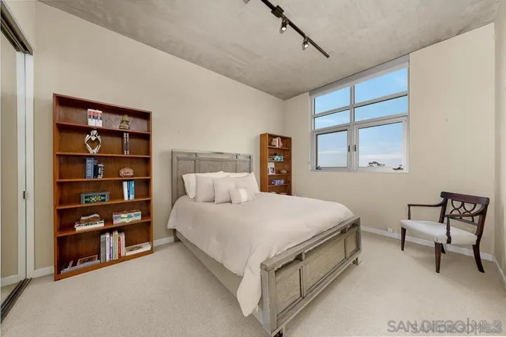 3740 Park Blvd 613, San Diego, California 92103