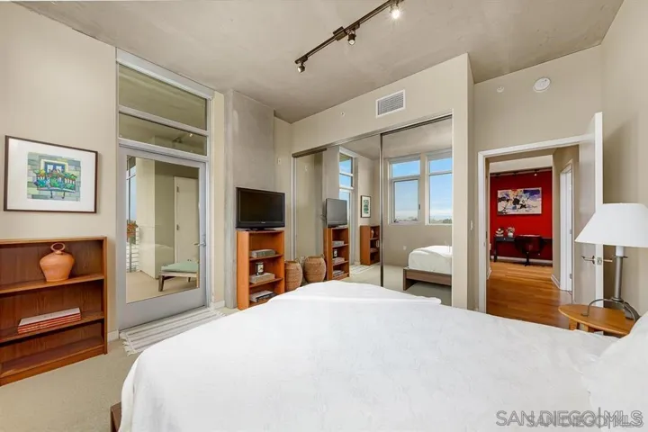 3740 Park Blvd 613, San Diego, California 92103
