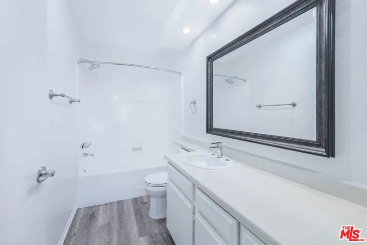3615 Veteran Avenue 12, Los Angeles, California 90034