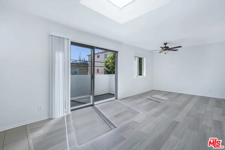 3615 Veteran Avenue 12, Los Angeles, California 90034