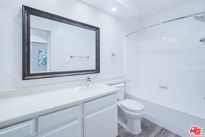 3615 Veteran Avenue 12, Los Angeles, California 90034