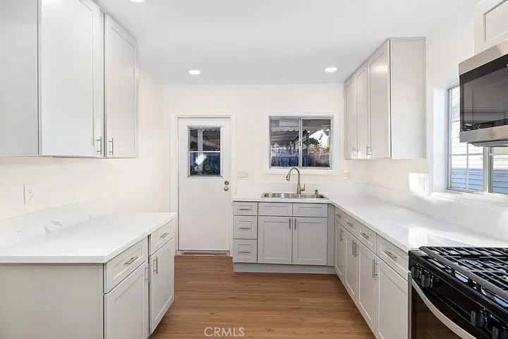 6601 N Golden West Avenue D, Arcadia, California 91007