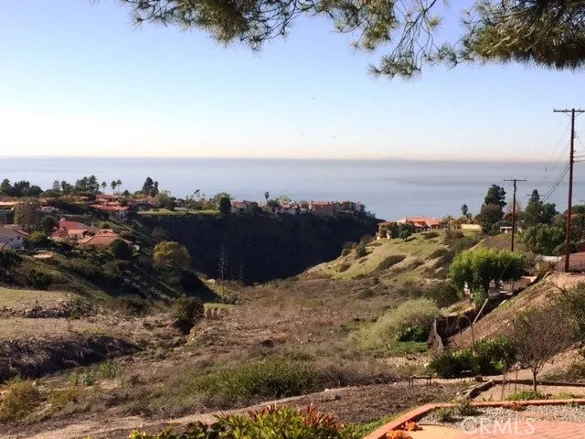 6846 Abbottswood Drive, Rancho Palos Verdes, California 90275