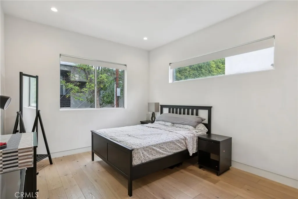 1609 N Fairfax Avenue, Los Angeles, California 90046 home-pic-27