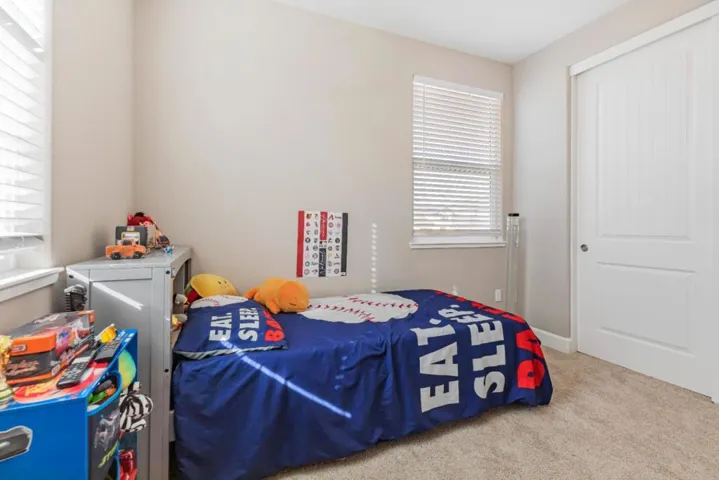 1087 Sunridge Drive, Hollister, California 95023