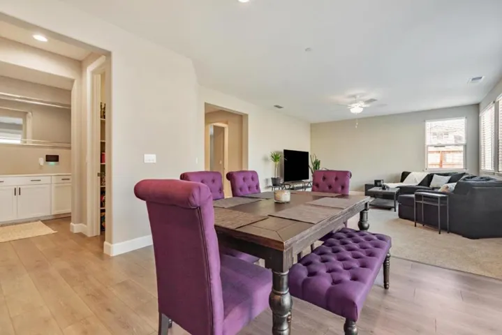 1087 Sunridge Drive, Hollister, California 95023