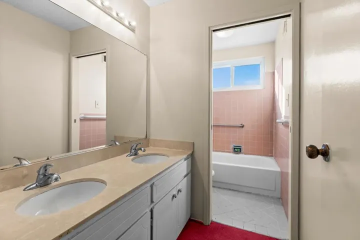 370 Coral Ridge Drive, Pacifica, California 94044