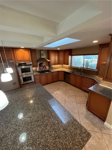 10232 Pua Drive, Huntington Beach, California 92646