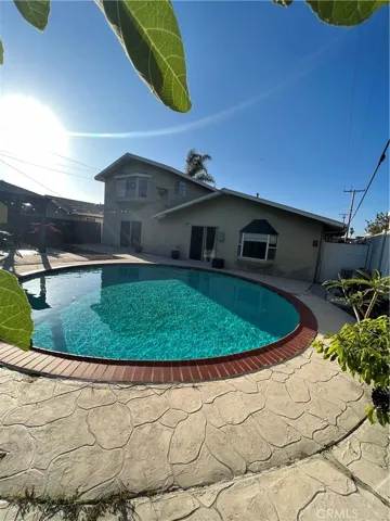 10232 Pua Drive, Huntington Beach, California 92646