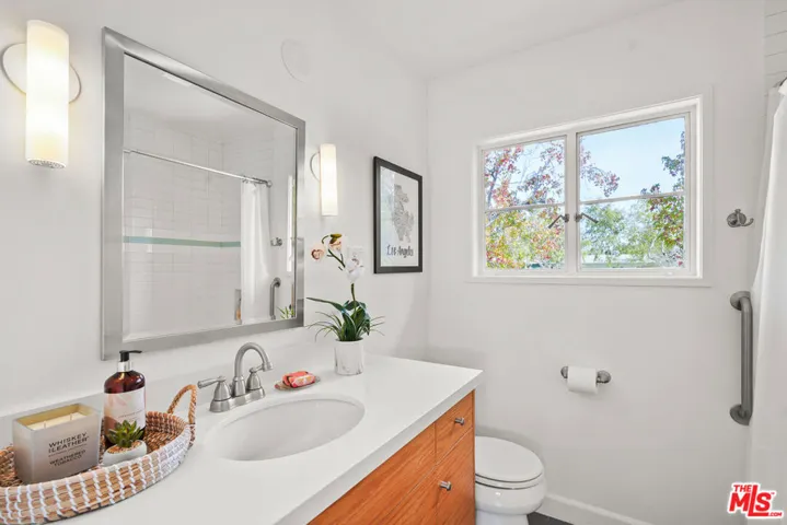 5296 1/2 Village, Los Angeles, California 90016