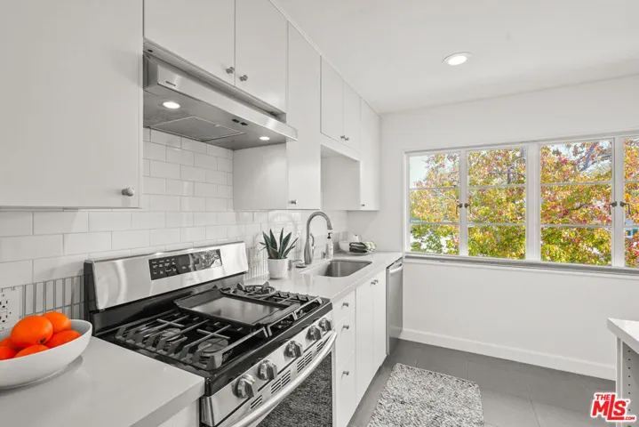 5296 1/2 Village, Los Angeles, California 90016