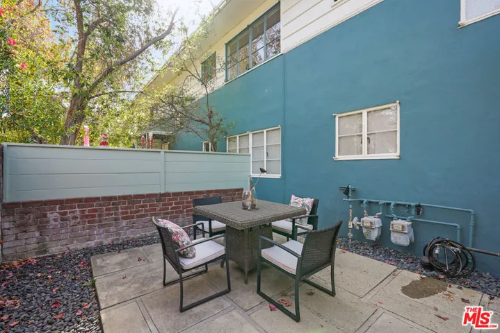 5296 1/2 Village, Los Angeles, California 90016