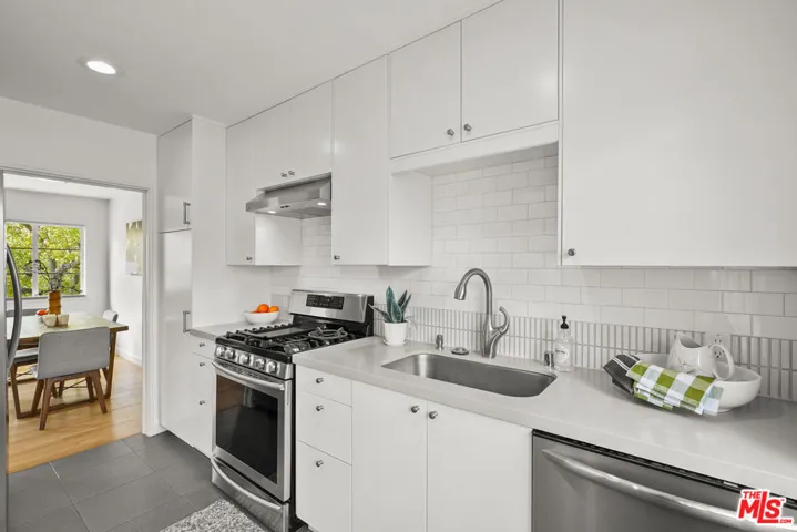 5296 1/2 Village, Los Angeles, California 90016