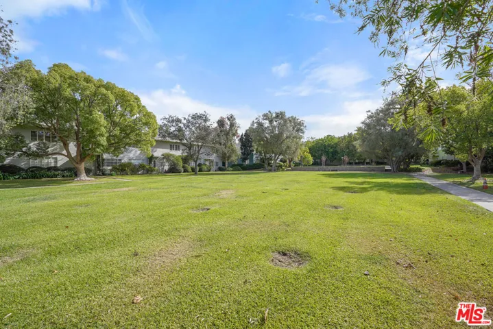5296 1/2 Village, Los Angeles, California 90016