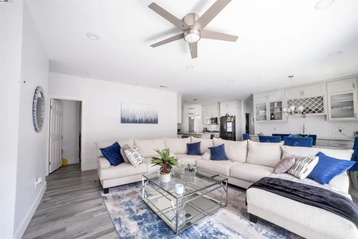 516 Todhunter Ave, West Sacramento, California 95605