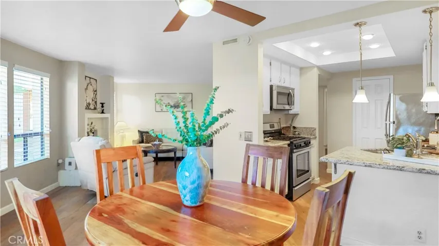 1976 Swallow Lane, Carlsbad, California 92009