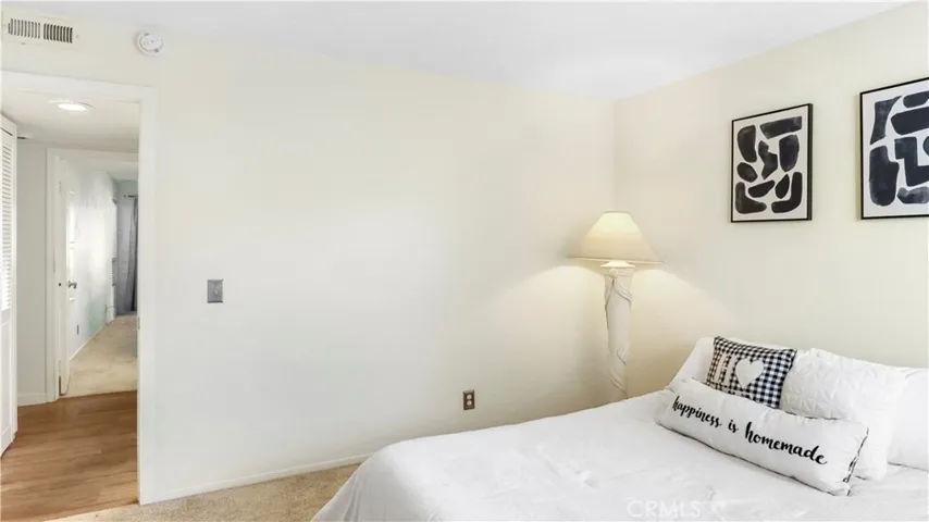 1976 Swallow Lane, Carlsbad, California 92009