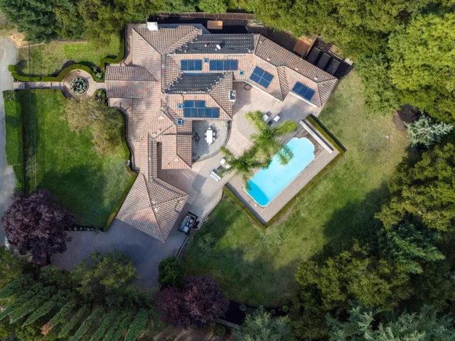12264 Tepa Way, Los Altos Hills, California 94022