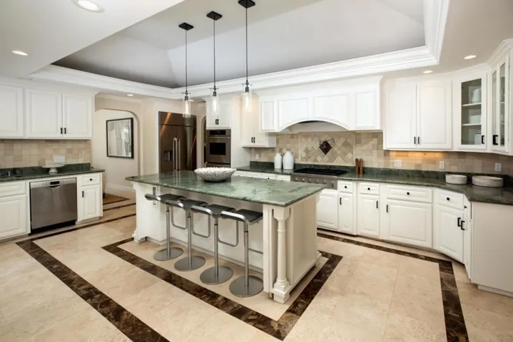 12264 Tepa Way, Los Altos Hills, California 94022
