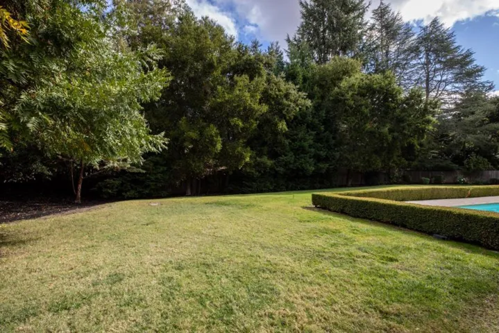 12264 Tepa Way, Los Altos Hills, California 94022