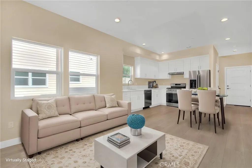 640 W Grand Avenue, Pomona, California 91776, 4 Bedrooms Bedrooms, ,3 BathroomsBathrooms,Residential,For Sale,Grand,AR24224502