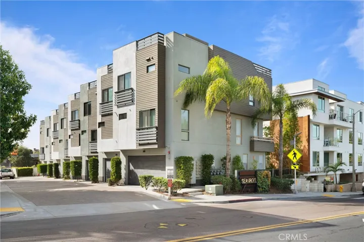 2503 State Street, Carlsbad, California 92008