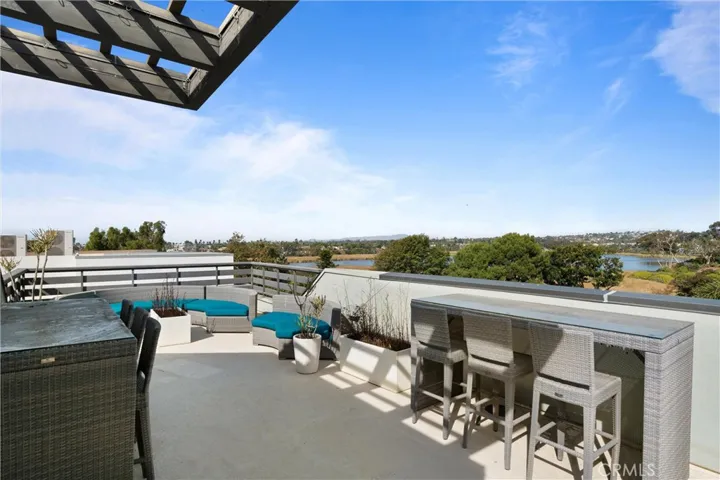 Private rooftop patio