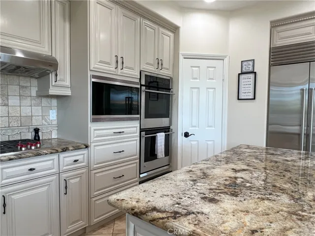 27160 Big Horn Mountain Way, Yorba Linda, California 92887