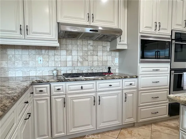27160 Big Horn Mountain Way, Yorba Linda, California 92887