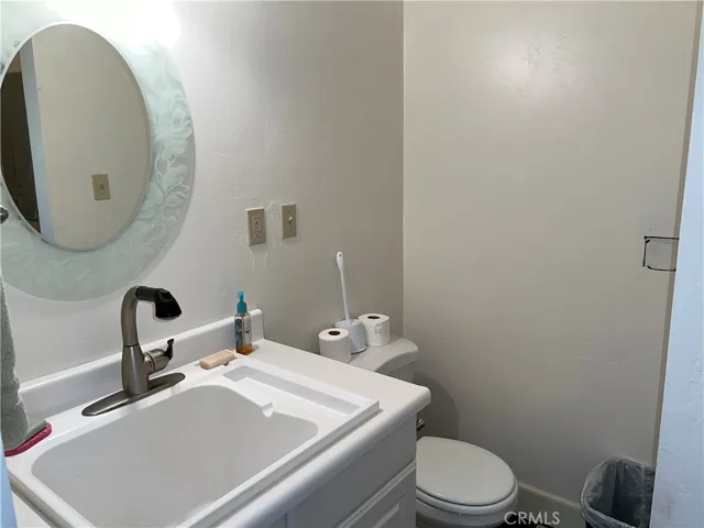 3/4 bath in garage