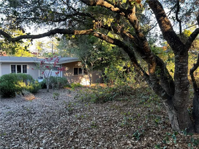 2279 Pineridge Drive, Cambria, California 93428