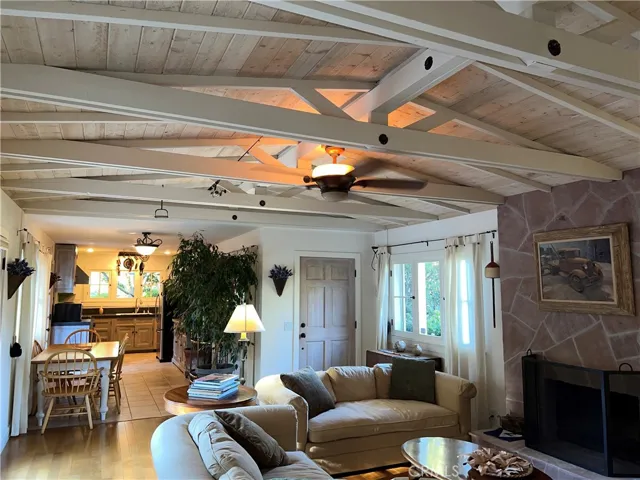 2279 Pineridge Drive, Cambria, California 93428