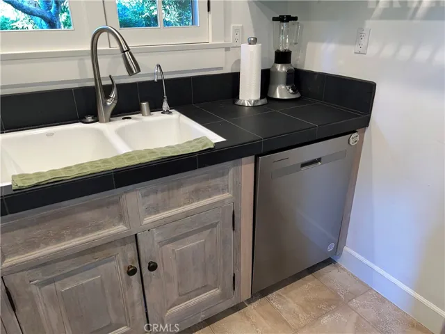2279 Pineridge Drive, Cambria, California 93428