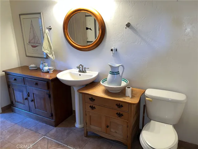 2279 Pineridge Drive, Cambria, California 93428
