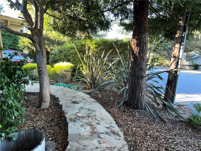 2279 Pineridge Drive, Cambria, California 93428