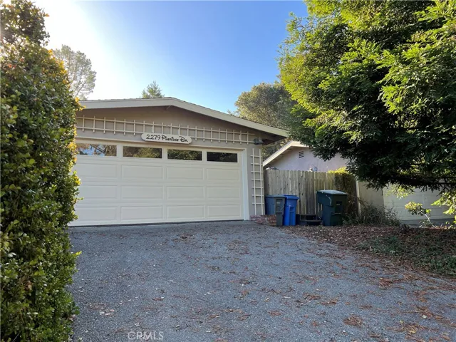 2279 Pineridge Drive, Cambria, California 93428