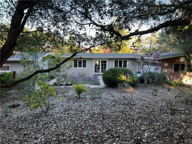 2279 Pineridge Drive, Cambria, California 93428