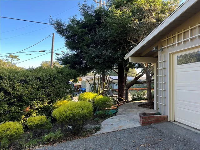 2279 Pineridge Drive, Cambria, California 93428