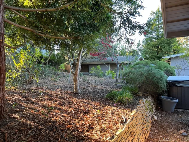 2279 Pineridge Drive, Cambria, California 93428