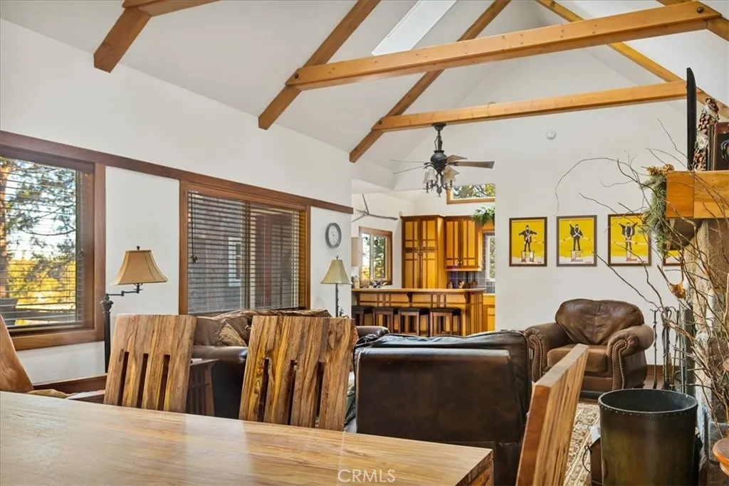 226 Holiday Drive, Lake Arrowhead, California 92352 home-pic-14